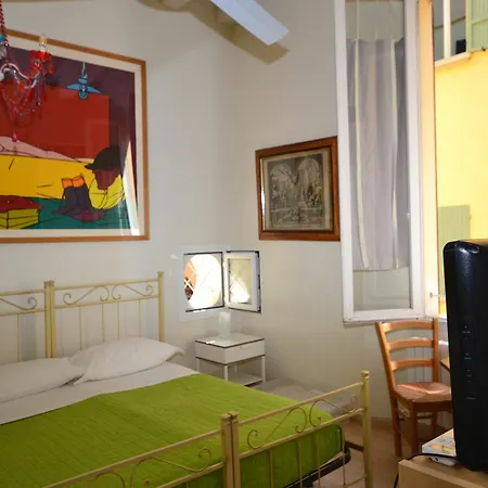 Le Stanze Del Carro By Short Holidays Maison d'hôtes 3*