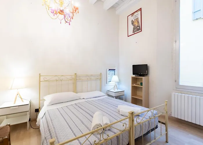 Le stanze Del Carro 3* Bologna