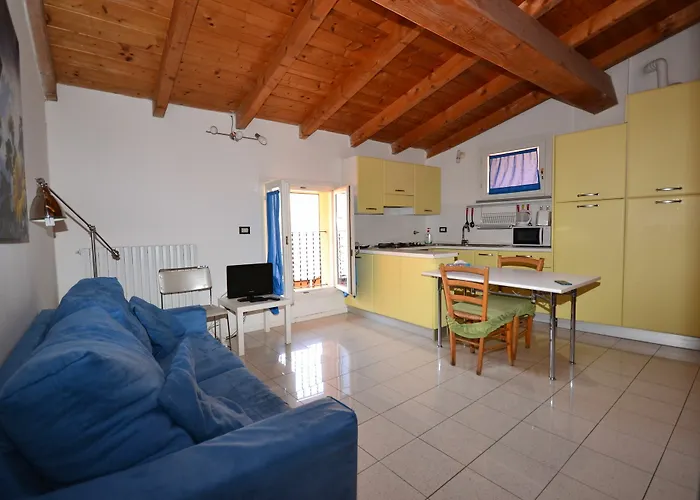 Affittacamere - Le Stanze Del Carro - 3*