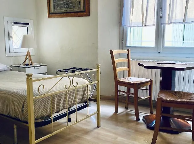Le Stanze Del Carro By Short Holidays 3* بولونيا